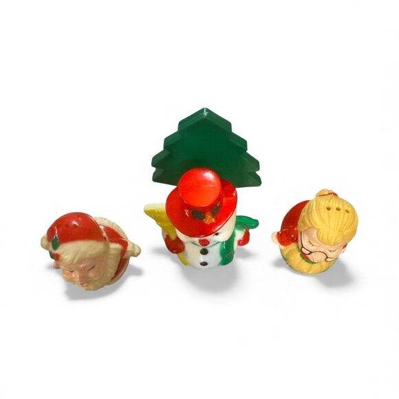 Vintage Christmas Kissing Santa & Mrs. Claus Salt and Pepper Shaker - Festive Ho - Picture 5 of 6